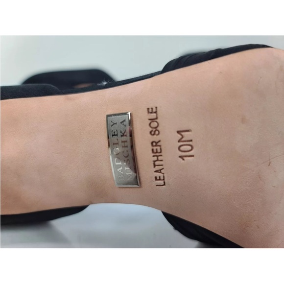 Badgley Mischka Dawn Black Satin Crystal Pump Size 10 M Womens - Picture 7 of 10